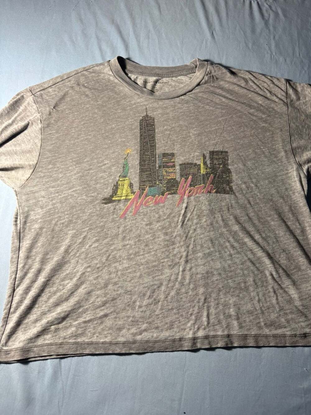 American Eagle New York T-Shirt Size L Gray